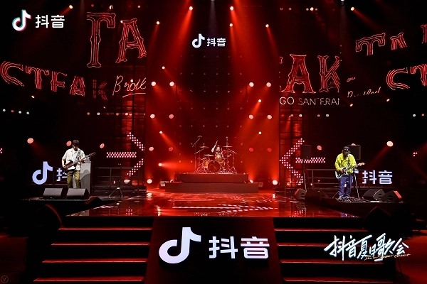 找同城好友的方法