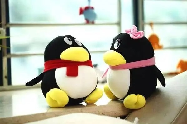 求一个卖手机号的交易平台？